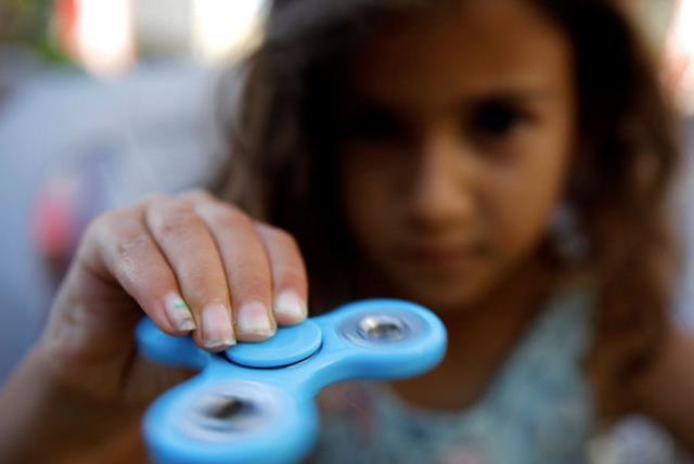 Will safety fears bring spinner craze to a - Israel - The Jerusalem Post