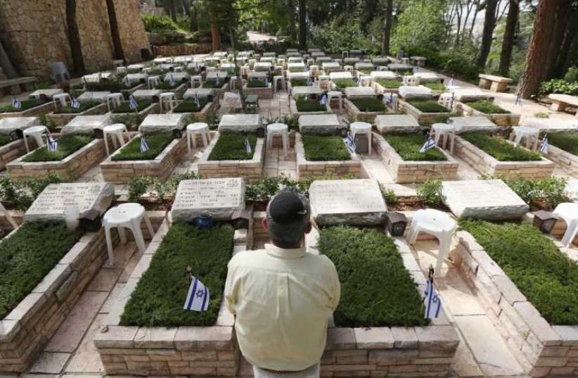 Mount Herzl military cemetery (photo credit: MARC ISRAEL SELLEM)