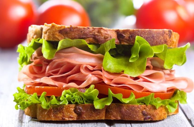 Ham sandwich (photo credit: INGIMAGE)