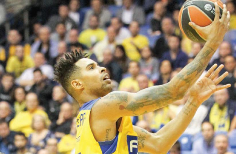 Maccabi Tel Aviv forward Sylven Landesberg hopes to build on his recent improved form when the yellow-and-blue hosts Hapoel Holon tonight at Yad Eliyahu Arena. (photo credit: DANNY MARON)