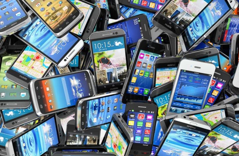 A record year for smartphone sales in Israel (photo credit: ING IMAGE/ASAP)