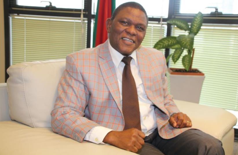 SOUTH AFRICA’S Ambassador Sisa Ngombane: South Africa has no interest in ‘settling an old grudge’ with Israel over its ties with the aprtheid-era regime. (photo credit: TOVAH LAZAROFF)