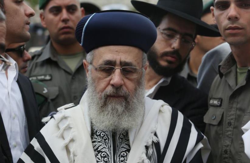 Chief Rabbi Yitzhak Yosef at the Western Wall (photo credit: MARC ISRAEL SELLEM/THE JERUSALEM POST)