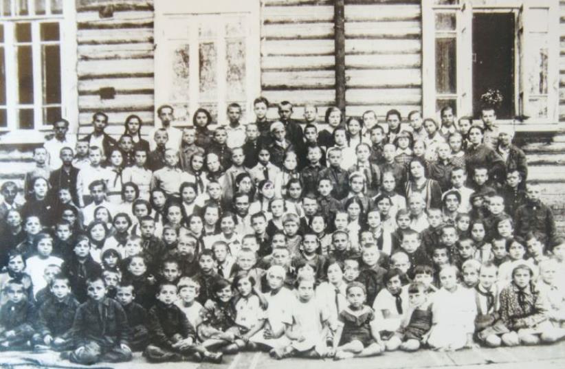 Bialystok children in the Udmurtia Republic in the Urals, 1941 (photo credit: B’NAI B’RITH WORLD CENTER)