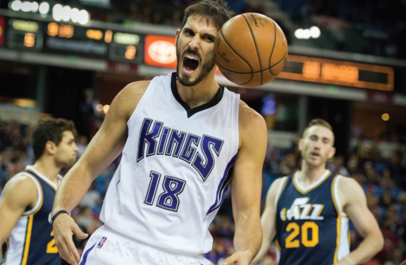 sraeli forward Omri Casspi is coming off the best season of his career in the NBA and is expecting even bigger and better things next year. (photo credit: TNS)