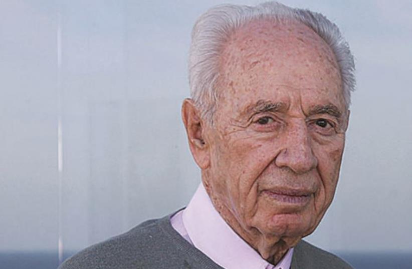 Shimon Peres (photo credit: Courtesy)