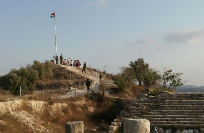 Palestinian flag at the Samaria Regional Park (photo credit: RAFI AVITAL)