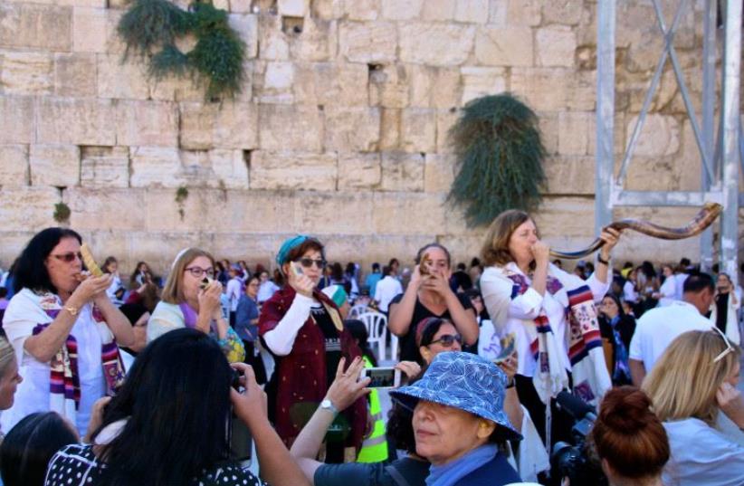 Women of the Wall celebrating Rosh Chodesh Elul. (photo credit: TOVAH LAZAROFF)