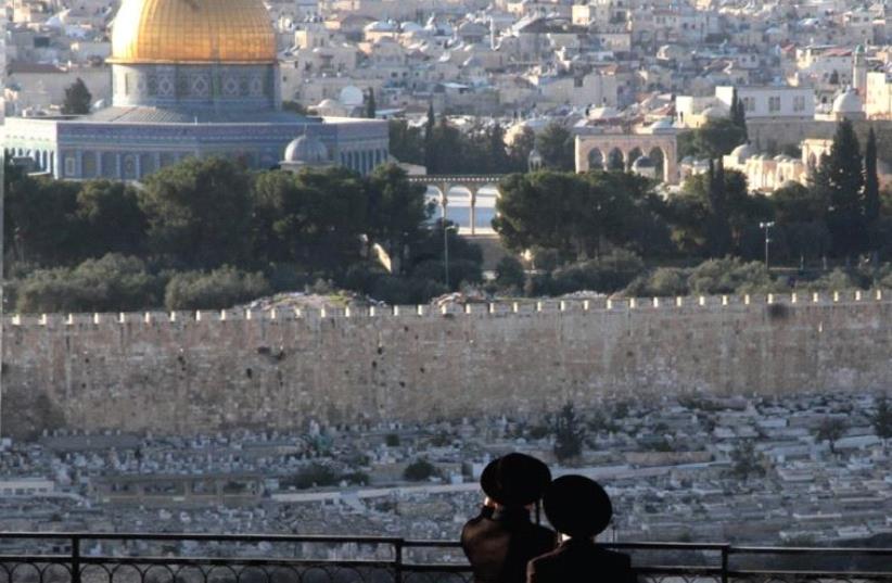 Looking out on the Temple Mount (photo credit: MARC ISRAEL SELLEM)