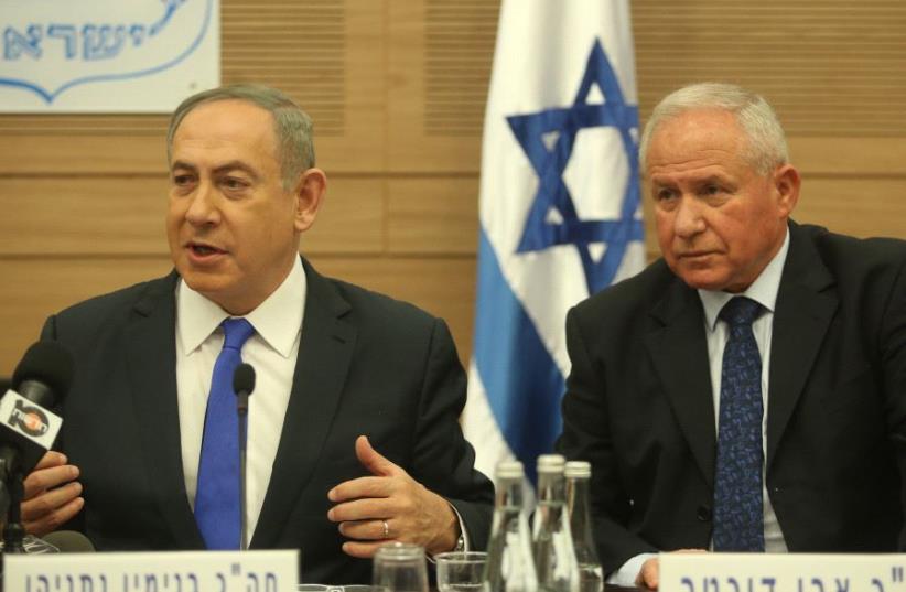 Netanyahu and Dichter at the Knesset Foreign Affairs Committee  (photo credit: MARC ISRAEL SELLEM)