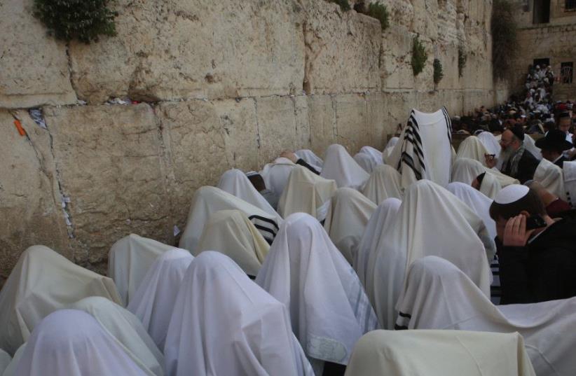 Priestly blessing at the Western Wall (photo credit: MARC ISRAEL SELLEM)