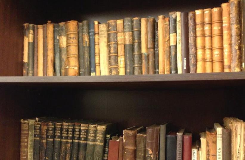 Along with its new digitized contents, the Jewish Museum in Moscow will not be without books, especially Russian and Yiddish tomes (photo credit: JULIE MASIS)