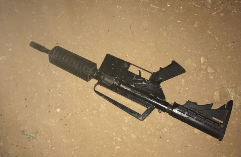 Weapon used to shoot at Israeli Police in Nabi Salih July 16 (photo credit: COURTESY ISRAEL POLICE)