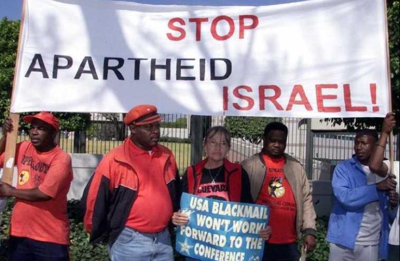 South Africans protest outside the U.S. embassy to condemn Washington's support for Israel ahead of a United Nations (UN) world conference against racism August 16, 2001. (photo credit: REUTERS)
