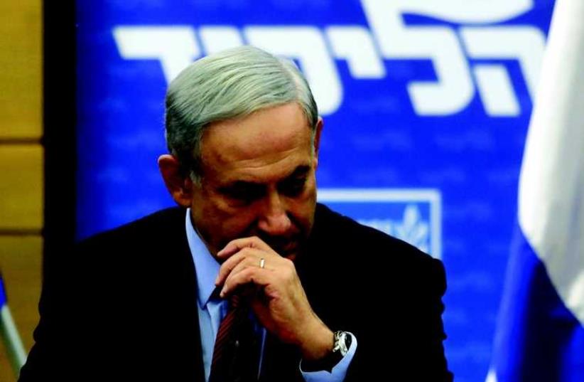Netanyahou dans l'embarras (photo credit: MARC ISRAEL SELLEM/THE JERUSALEM POST)