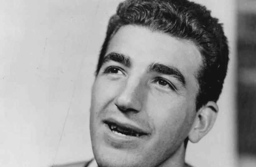 Dolph Schayes (photo credit: Wikimedia Commons)