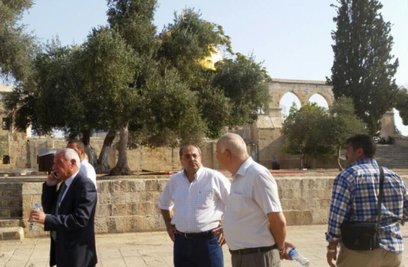 Ta'al chairman MK Ahmed Tibi visits the Aksa mosque at the Temple Mount (photo credit: Courtesy)