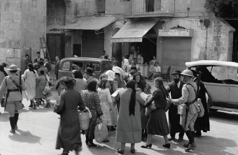 Jews evacuate the Old City of Jerusalem after Arab riots in 1936 (photo credit: Wikimedia Commons)