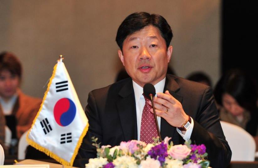 South Korean deputy trade minister Woo Tae-Hee (photo credit: JUNG YEON-JE/AFP)