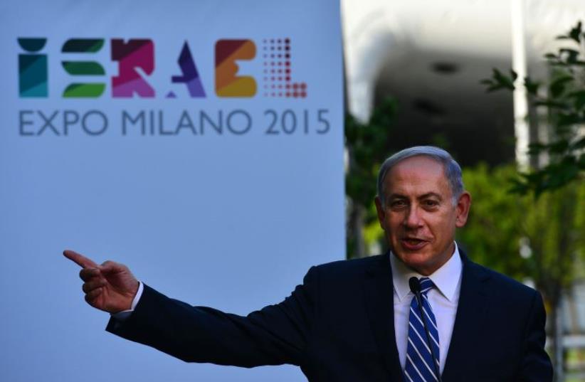 Prime Minister Benjamin Netanyahu visits the Israeli pavilion at Expo 2015 in Milan (photo credit: REUTERS)