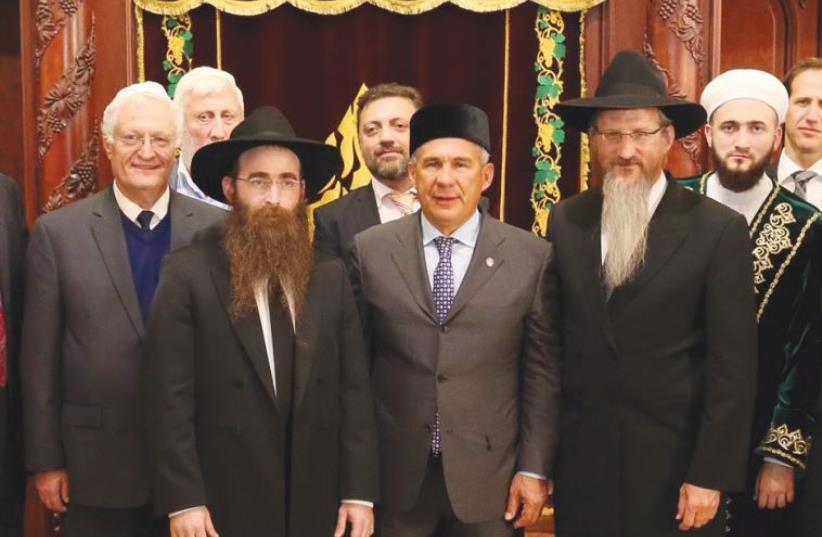  Limmud FSU founder Chesler (left), Tatarstan’s Chief Rabbi Gorelik, Tatarstan President Minnikhanov, Russian Chief Rabbi Lazar, Tatarstan’s Grand Mufti Kamil Semigullin (photo credit: COURTESY LIMMUD FSU)