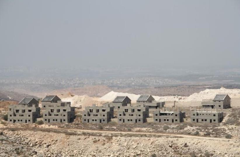 Construction in a Leshem, a new neighborhood of the Alei Zahav settlement (photo credit: TOVAH LAZAROFF)
