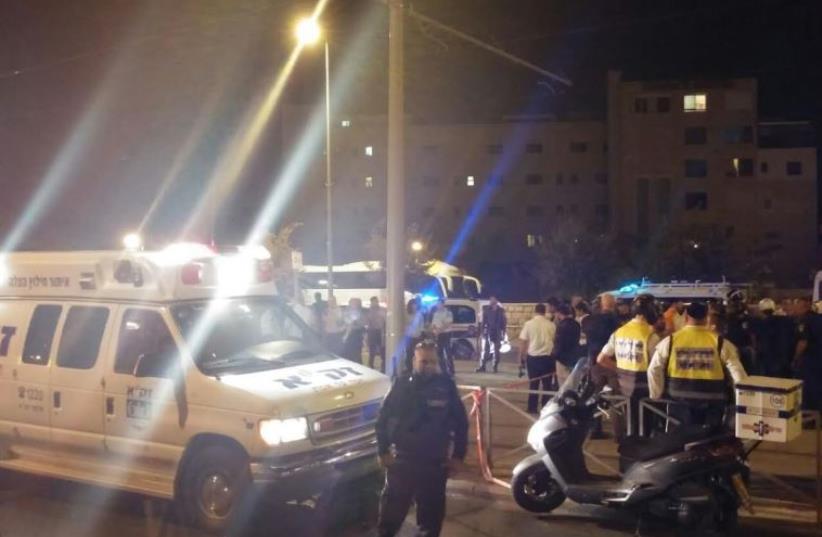 Security forces respond to stabbing in Jerusalem (photo credit: ISAAC FRYE/ NEWS 24)