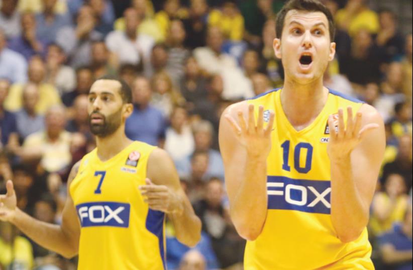 Maccabi Tel Aviv dropped to 1-3 in Euroleague Group D last night, with captain Guy Pnini (right) only managing two points in eight minutes in the 77-66 defeat to Brose Baskets Bamberg. (photo credit: ADI AVISHAI)