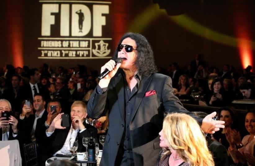 Gene Simmons at the FIDF gala in Beverly Hills, Novermber 6, 2015 (photo credit: NOAM CHEM)