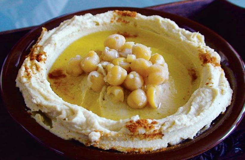 Hummus (photo credit: Wikimedia Commons)