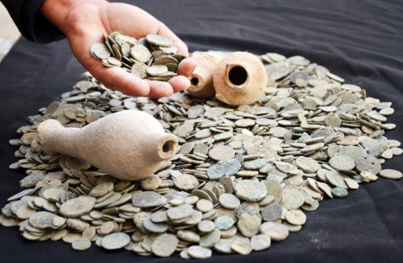AN IMAGE of the seized coins (photo credit: Israel Antiquities Authority)