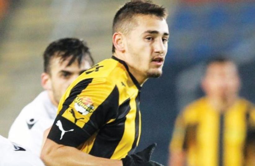 The play of Beitar Jerusalem forward Omer Atzili has been one of the main reasons behind the team’s surprise run in the Premier League. (photo credit: DANNY MARON)