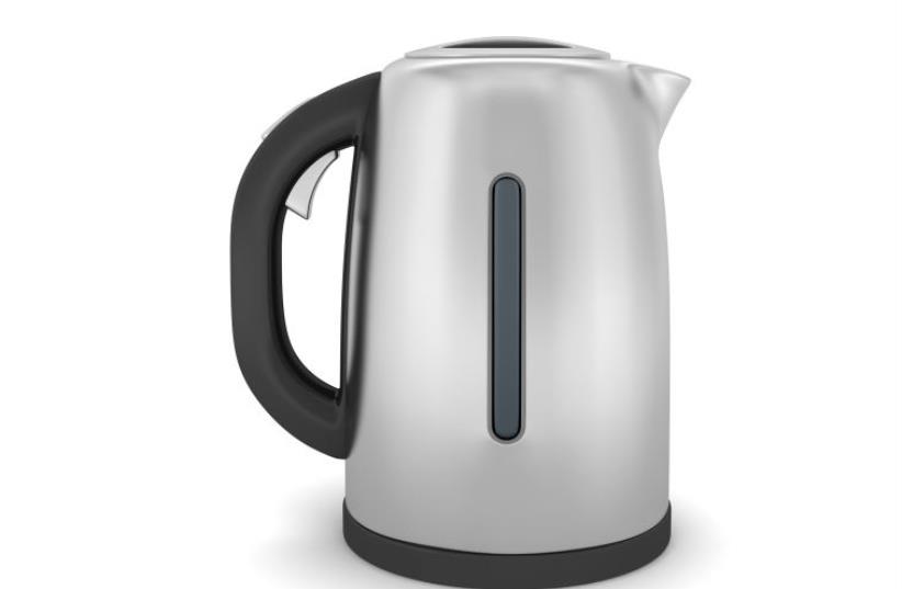 A kettle (photo credit: INGIMAGE)