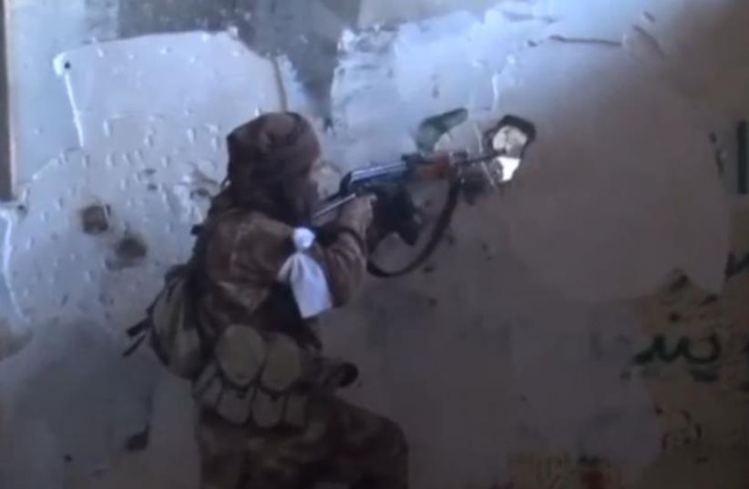 Footage of ISIS advance in Deir al-Zor (photo credit: screenshot)