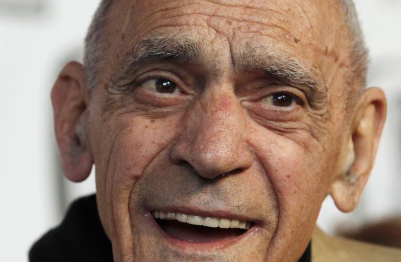 Actor Abe Vigoda arrives at the "TV Land Awards 2011" in New York City April 10, 2011. (photo credit: REUTERS)