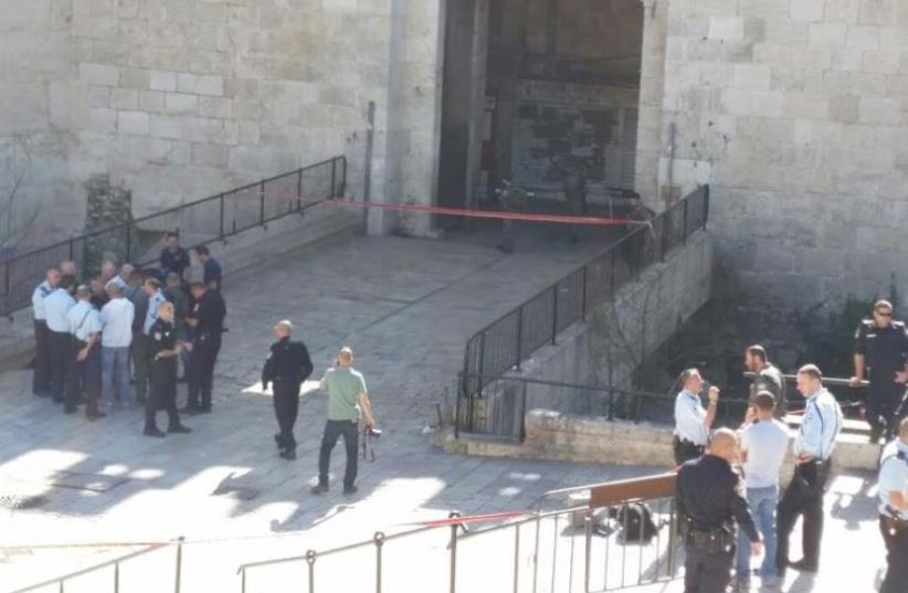 Scene of a stabbging attack at Damascus Gate in Jerusalem's Old City, February 19, 2016 (photo credit: MAGEN DAVID ADOM)