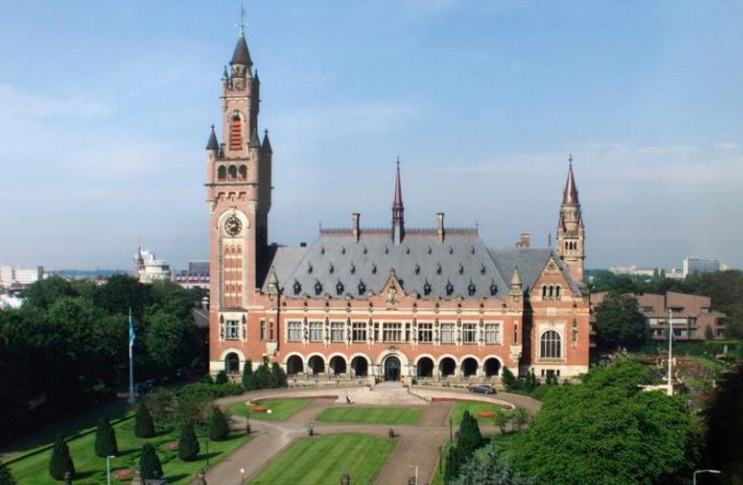 Seat of the Permanent Court of Arbitration: The Peace Palace ("Vredespaleis"), The Hague.  (photo credit: Wikimedia Commons)