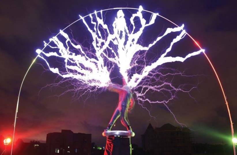 The electrifying Tesla show will illustrate how man can create lightning using Tesla coils (photo credit: GEEK PICNIC JERUSALEM)