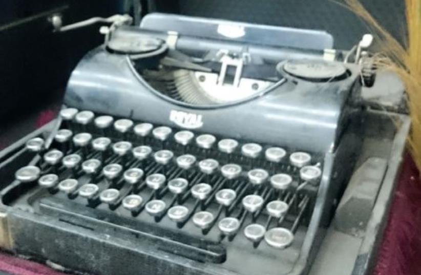 Typewriter from 1933 (photo credit: YAEL BRYGEL)
