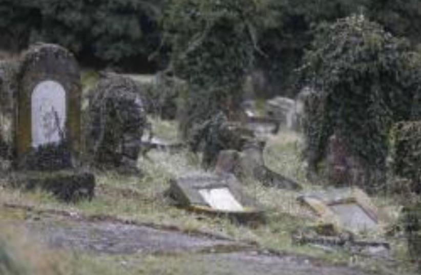 Desecrated French Jewish cemetary (photo credit: REUTERS)