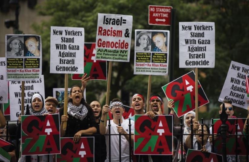 Anti-Israel demonstrators rally in New York (photo credit: REUTERS)