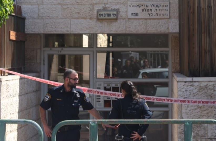 Scene of suspected murder suicide in Ma'aleh Adumim‏ (photo credit: MARC ISRAEL SELLEM)