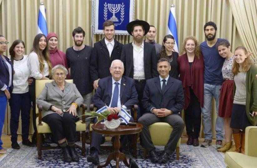 “Ahi Israeli” participants meet with President Reuven Rivlin. (photo credit: GPO)