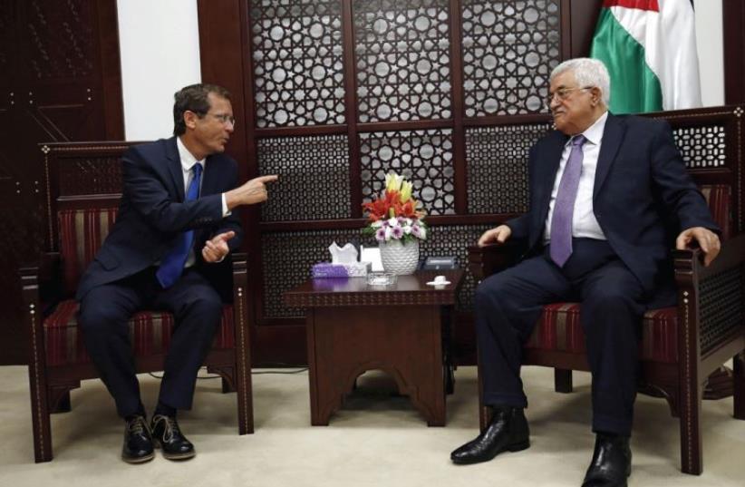Herzog and Abbas (photo credit: REUTERS)
