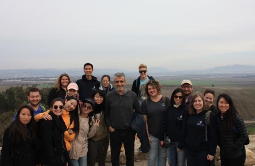 Prof. Israel Finkelstein and the International MA class of 2017 (photo credit: TEL AVIV UNIVERSITY INTERNATIONAL PROGRAM IN ANCIENT ISRAEL STUDIES: ARCHAEOLOGY AND HISTORY OF THE)