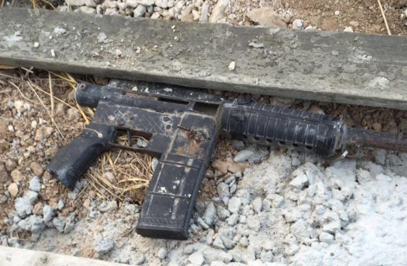 Gun seized by Israeli security forces (photo credit: SHIN BET)