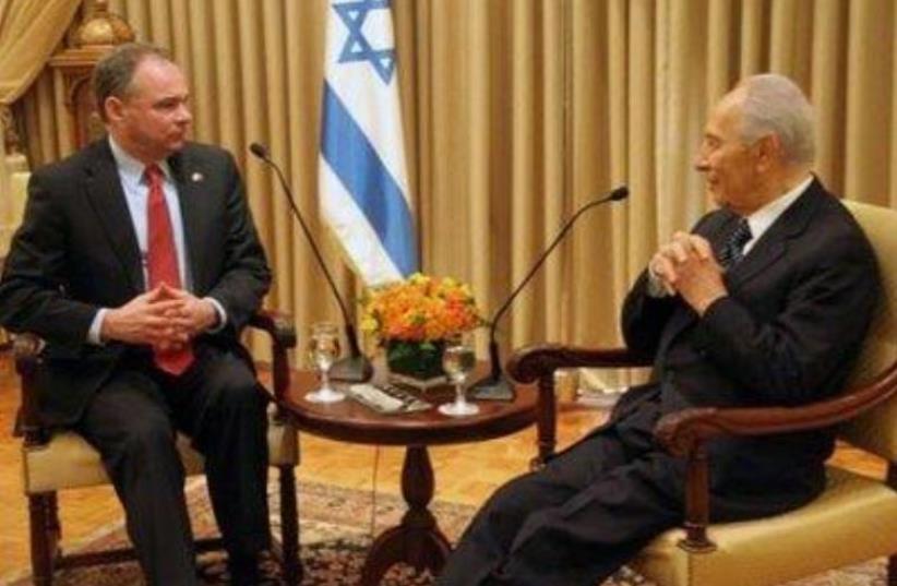 Virginia Senator Tim Kaine with former Israel president Shimon Peres (photo credit: JCRC OF GREATER WASHINGTON (DC))