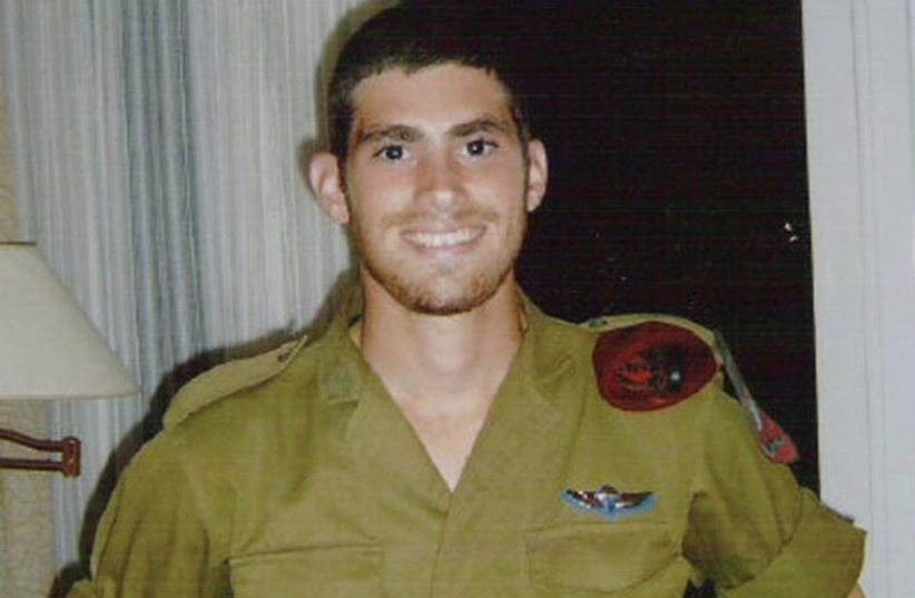 PARATROOPER MICHAEL LEVIN was killed in Ayta ash-Shab, Lebanon, on August 1, 2006, at age 22. (photo credit: Courtesy)