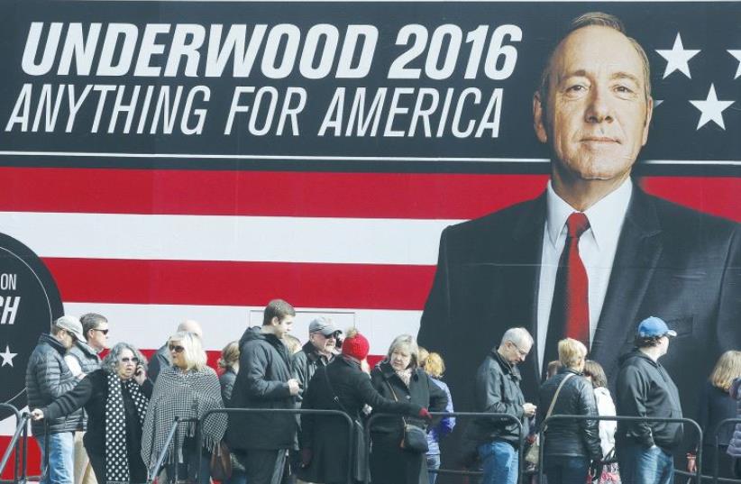 People line up outside a ‘House of Cards’ marketing campaign in Greenville, South Carolina (photo credit: REUTERS)