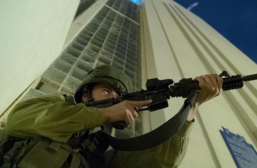 An IDF soldier. (photo credit: IDF SPOKESMAN'S OFFICE)